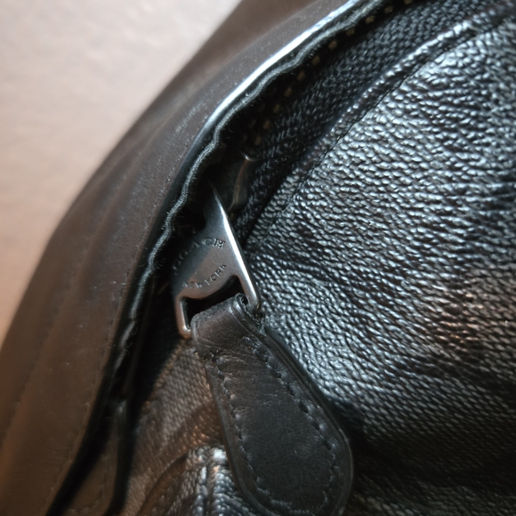 Coach Crossbody Bag - Picture 4 of 11